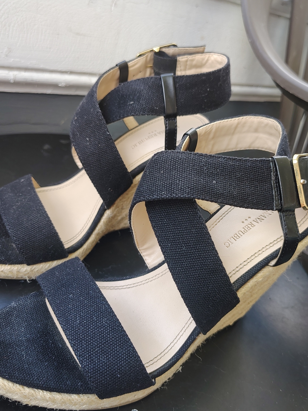 Banana Republic Black Canvas Espadrille Wedge Heel Sandal Leather Trim Size 8